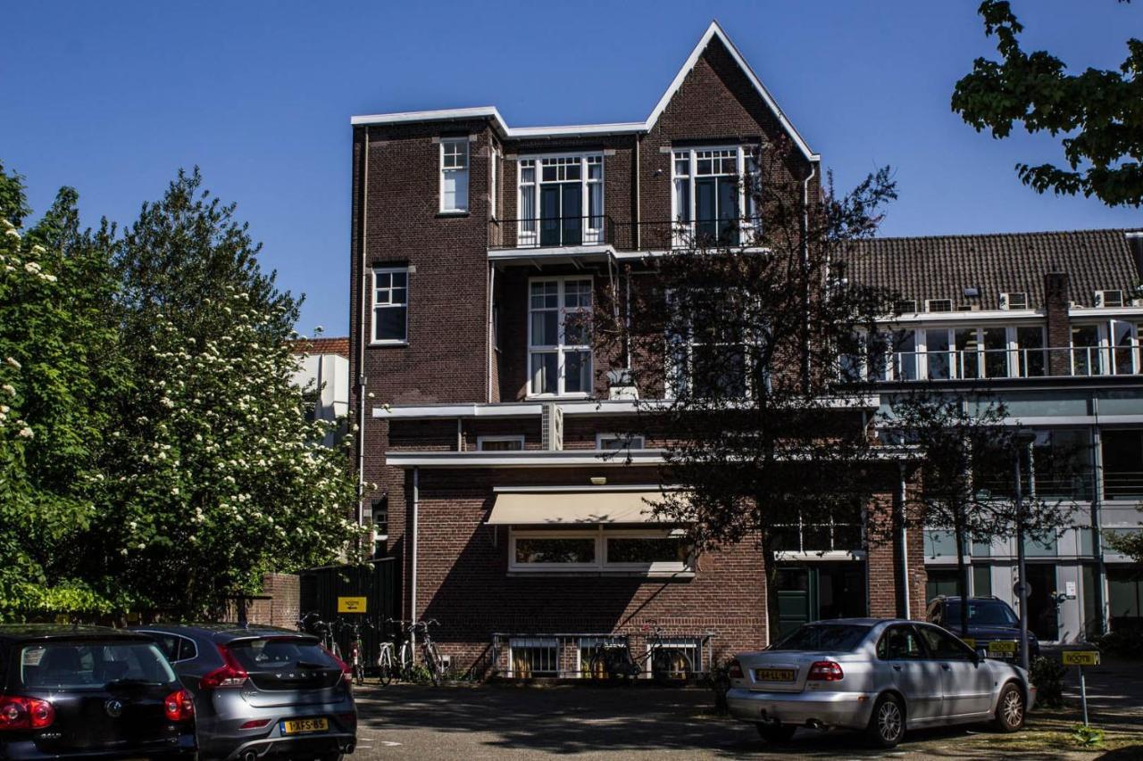 Hostel Roots Тилбург Экстерьер фото