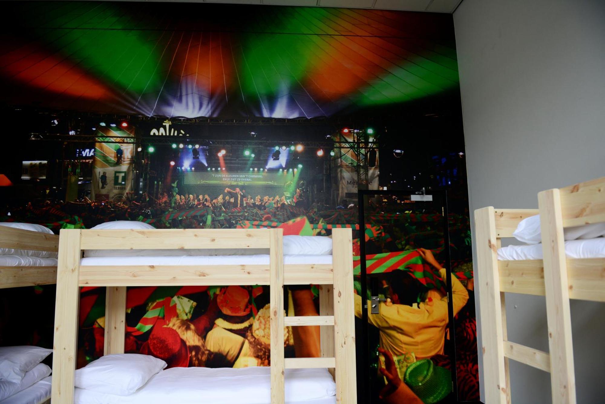 Hostel Roots Тилбург Экстерьер фото