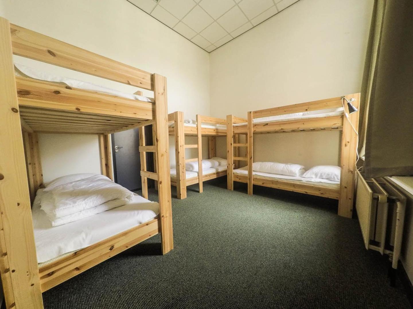 Hostel Roots Тилбург Экстерьер фото