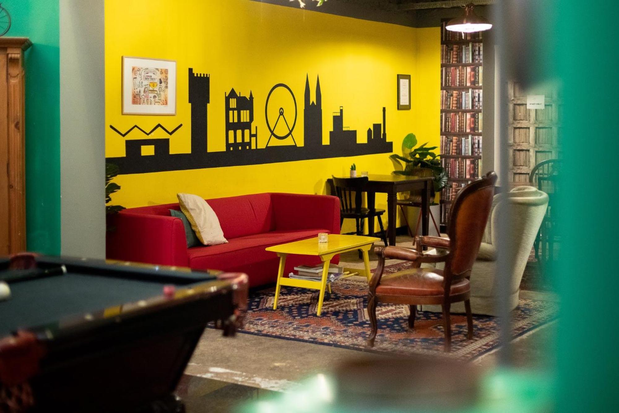 Hostel Roots Тилбург Экстерьер фото